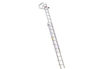 Roof Ladder 
Sizes available 4.0m,5.0m and 7.0m
Prices from �22 a week

